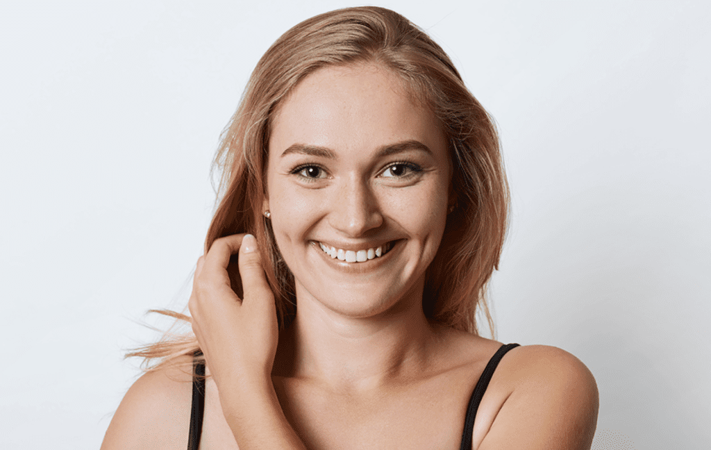 غمازة الخد في الوجه